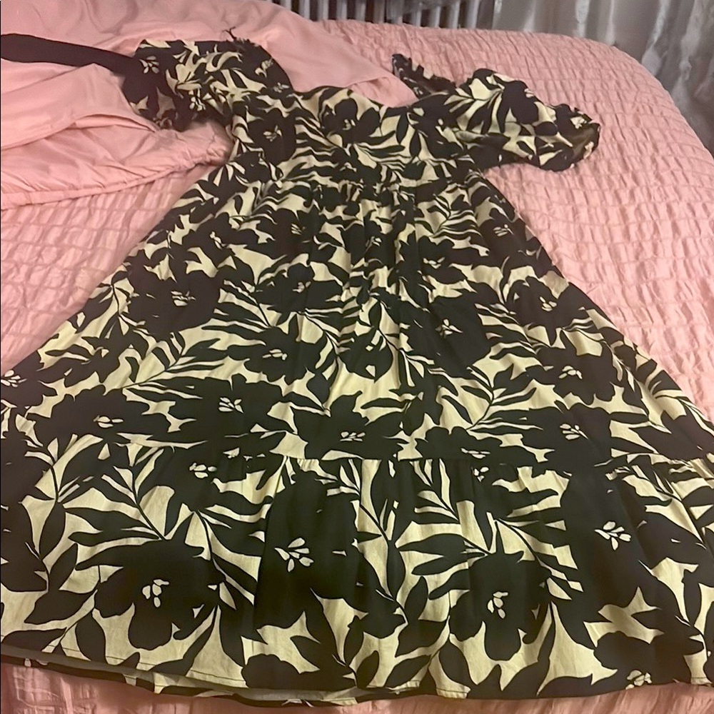 Floral Black and Cream Women's Dress